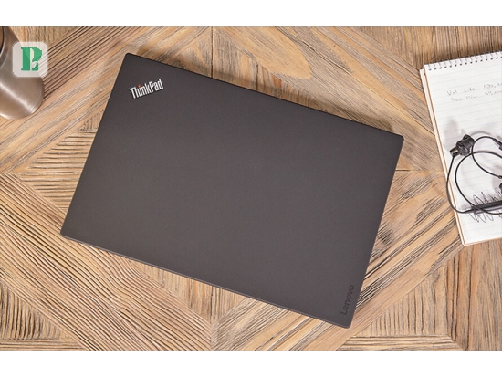 Lenovo ThinkPad X1 Carbon Gen 6 - i7-8550U /16GB/256GB/FHD